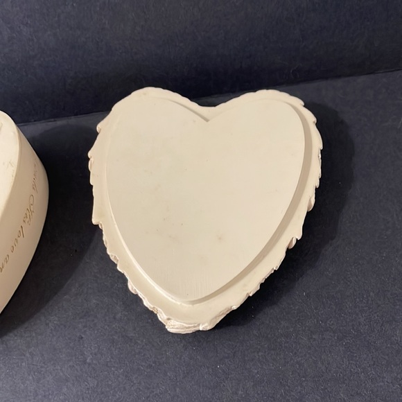 ANGEL WING PRAYER TRINKET BOX - Picture 6 of 9